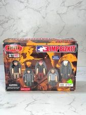 2001 Limp Bizkit Smiti Limited Figure Set 002 Stage with Fred Durst Backdrop