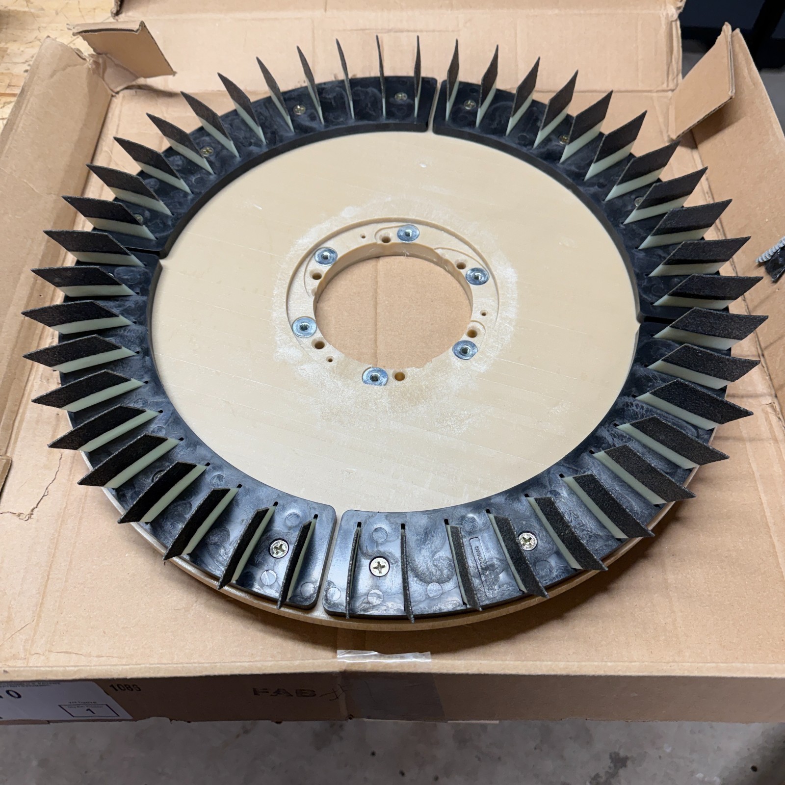 NOS DIAMABRUSH 912001220 Polymer Polishing Abrasive Pad 100 Grit 20" Diameter