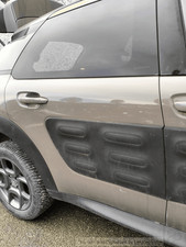 9801070080 Postamt. Rechts CITROEN C4 CACTUS 1.2 PureTech 110 Ber 5p/b/1199cc