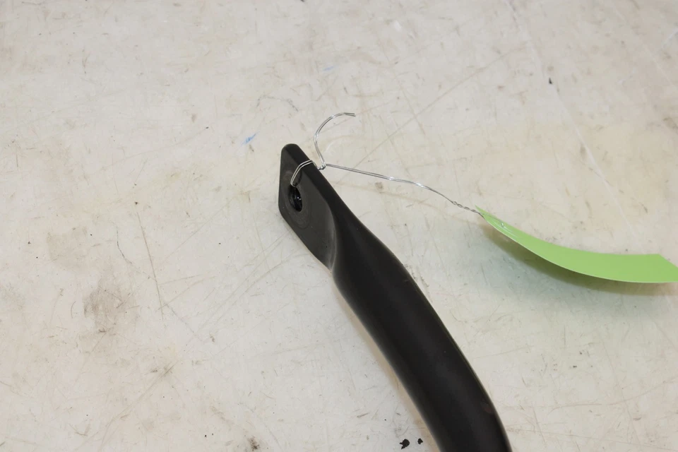 Barra estabilizadora trasera Chevrolet Camaro SS 2012-2015 22786259 OEM LQ48 Foto 2 de 4