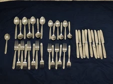 STAINLESS FLATWARE, CUISINART, Forks Spoons Knives - 37ct