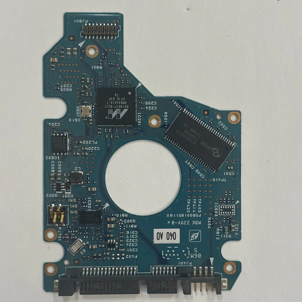 Toshiba MK8037GSX 2.5" SATA HDD PCB Board HDD2D61 G5B001851000-A 020 C0/DL232C - Image 4 of 4