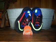 WONDER NATION BOYS TODDLER SNEAKER DESIGN WATER SHOES SIZE 5-6 POOL BEACH NEW