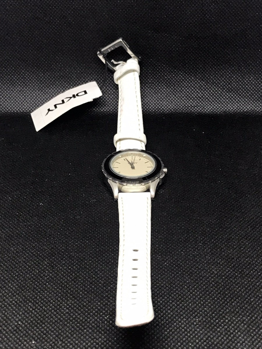 DKNY WHITE LEATHER STRAP ANALOG ROUND STEEL WOMEN WATCH