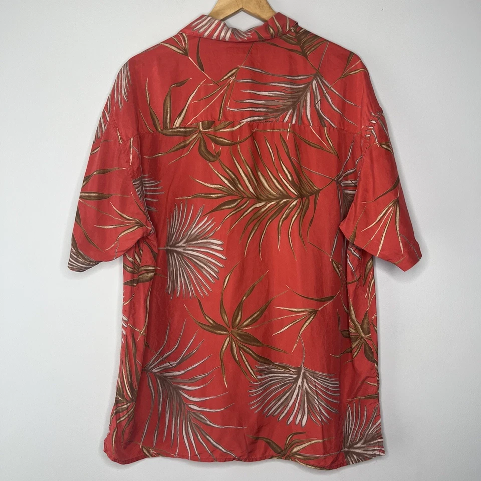 Bachrach Hawaiian Button Down Short Sleeve Red Shirt 100% Silk Palm Tropical - Image 2 of 4