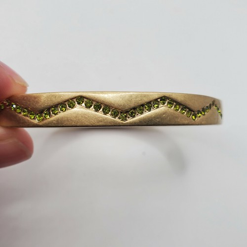 Lia Sophia Bolt Olivine Brushed Goldtone Stretch Bracelet Size M - Picture 6 of 9
