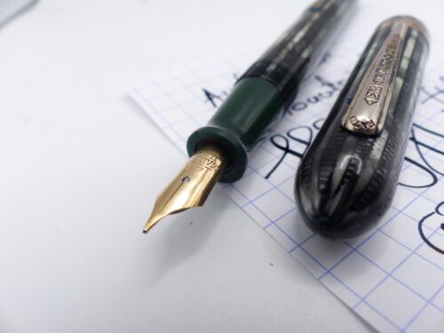 Gray Ambassador Fountain Pen restored - Picture 4 of 7