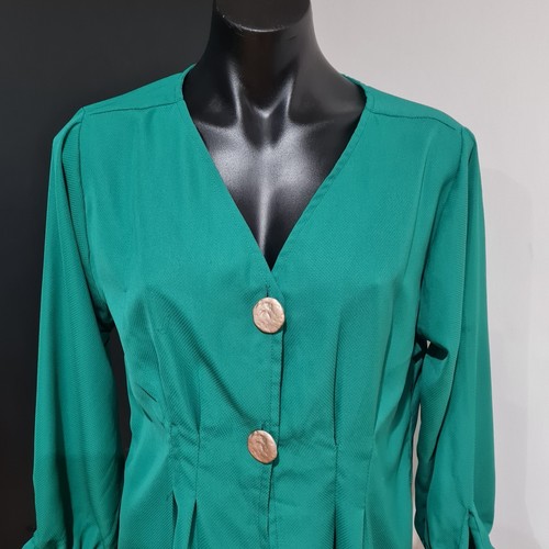 Women's size L 'BANANA REPUBLIC' Gorgeous emeral green tailored long sleeve top - Picture 2 of 6