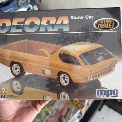 MPC #38437 Deora Show Car - Nostalgic Series 1/25 Scale Plastic Model ...