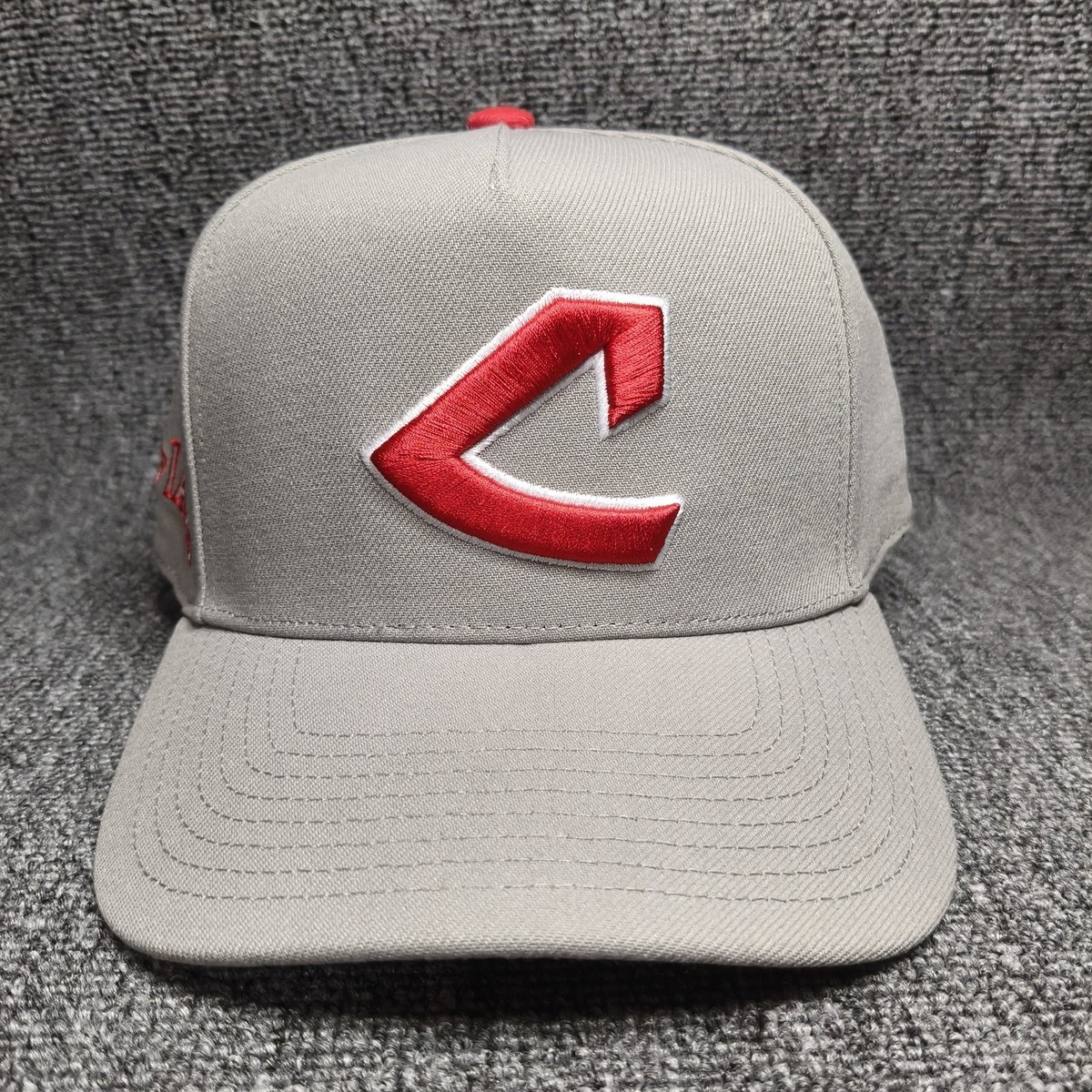 Mitchell & Ness Cleveland Indians MLB Gray Red Snapback Cap Hat