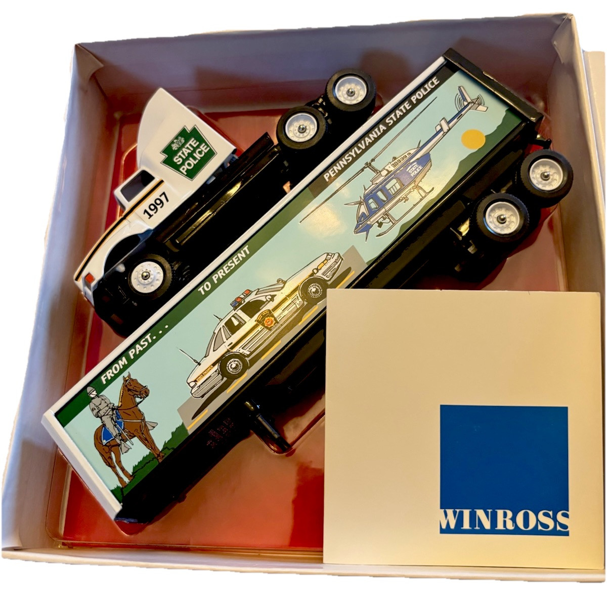 1997 Winross PA State Police 1st Edition Truck 803 of 2400 New in Box