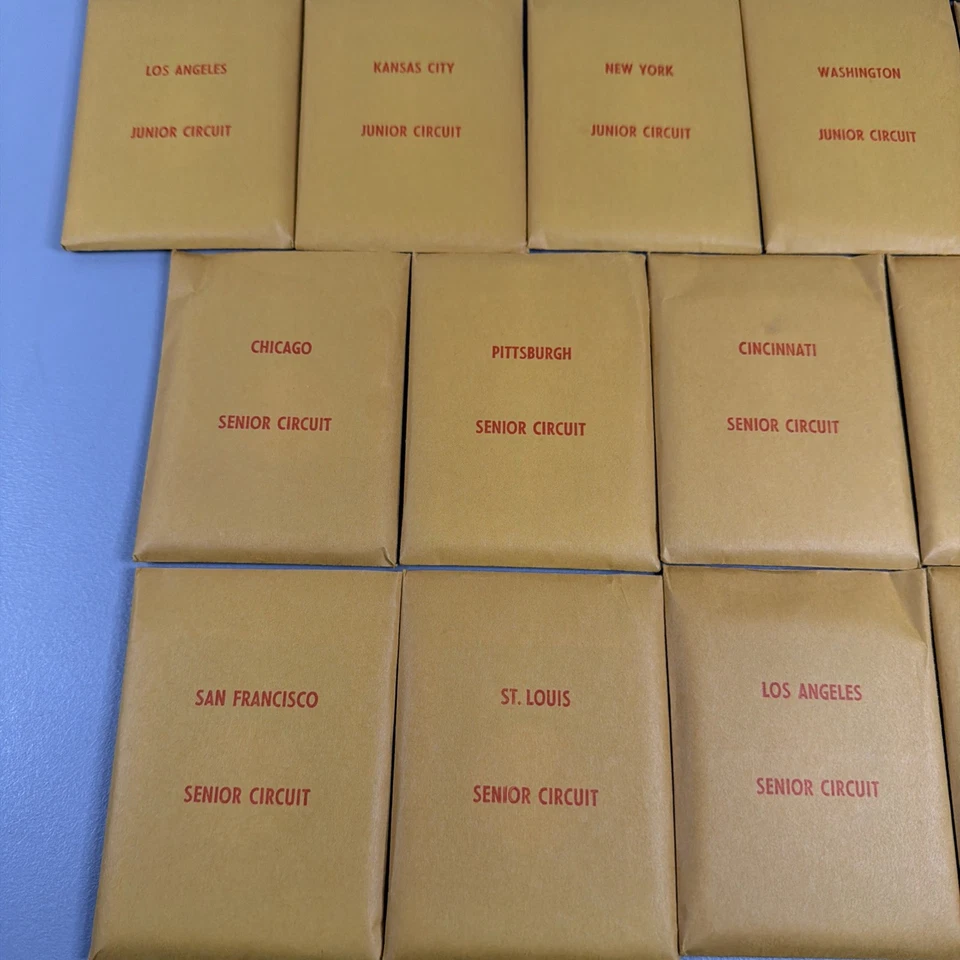 Temporada de béisbol 1961 APBA - Juego de tarjetas de circuito senior y junior con lista Foto 4 de 4