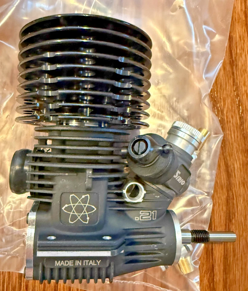 Sirio Seven 7 Port Tuned Offroad .21 Balanced/Red Putty Crank (Novarossi) Buggy - Image 4 of 4