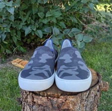 Rothy’s The Original Slip On Sneaker Women’s Size 8 Grey Camo Comfort