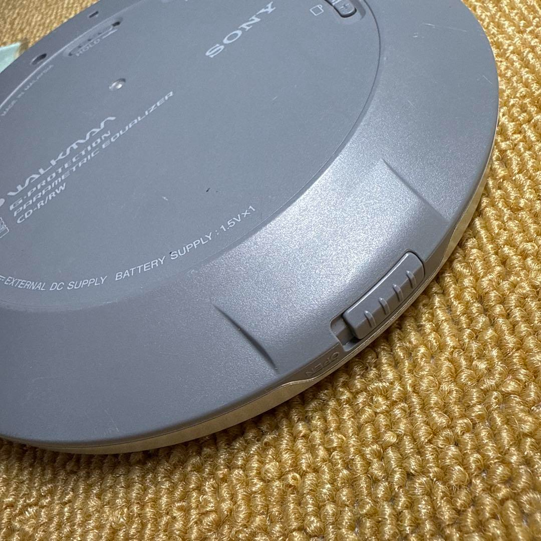 【美品】SONY CD WALKMAN D-NE730 ホワイト SONY D-NE730 CD Walkman Portable CD Player White Japan Rare