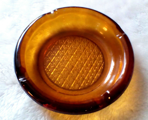 CENICERO DE CIGARROS VINTAGE VIDRIO ÁMBAR 6" 4 RANURAS HOMBRES LOCOS CUEVA MEDIADOS DE SIGLO MODERNO - Imagen 2 de 10