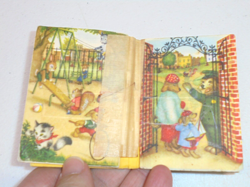 Vintage 1949 Tiny Golden Book The Naughty Little Guest - Picture 4 of 5