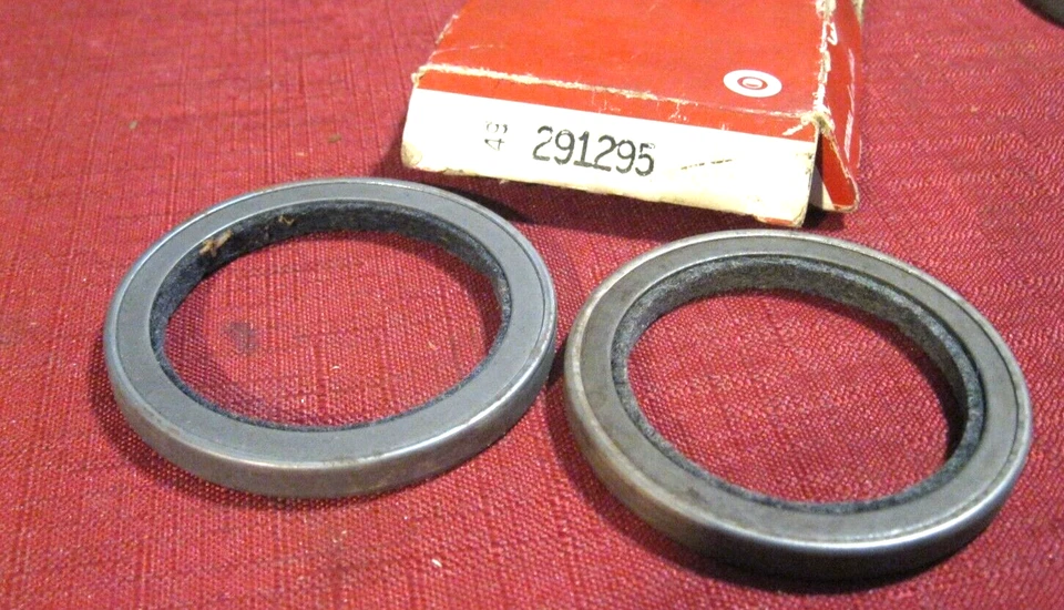 Новый 1962-1968 Pontiac и Grand Prix, комплект передних масляных уплотнений, 539161, США! - Изображение 2 из 2