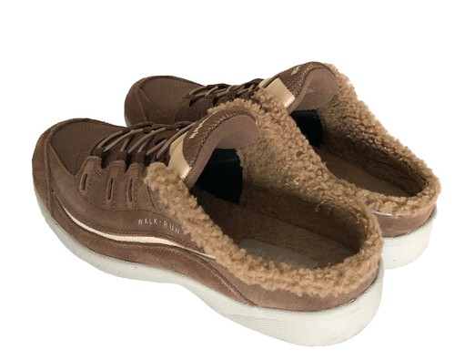Easy Spirit Walk Run Size 9.5 Women's Brown Suede Slip On Shoe - Picture 2 of 14