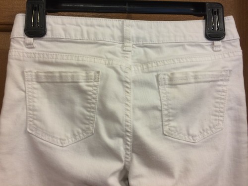 Arizona Jeans Unhemmed White Jeans With Flowers Girl's Size 16 Reg - Picture 4 of 7