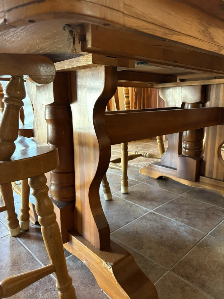 Amish Style Wooden Dining Room Set 6 Chairs & Table Kitchen Table Extended Top - Image 2 of 4