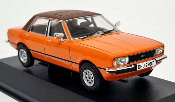 Vanguards 1/43 - Ford Cortina MK4 2.0 Ghia Signal Orange Diecast Scale Model Car-image