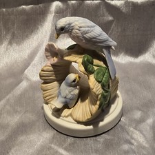 Vintage 1984 Telefloral Ceramic Mother Bluebird W/Baby Bird In Log Figurine