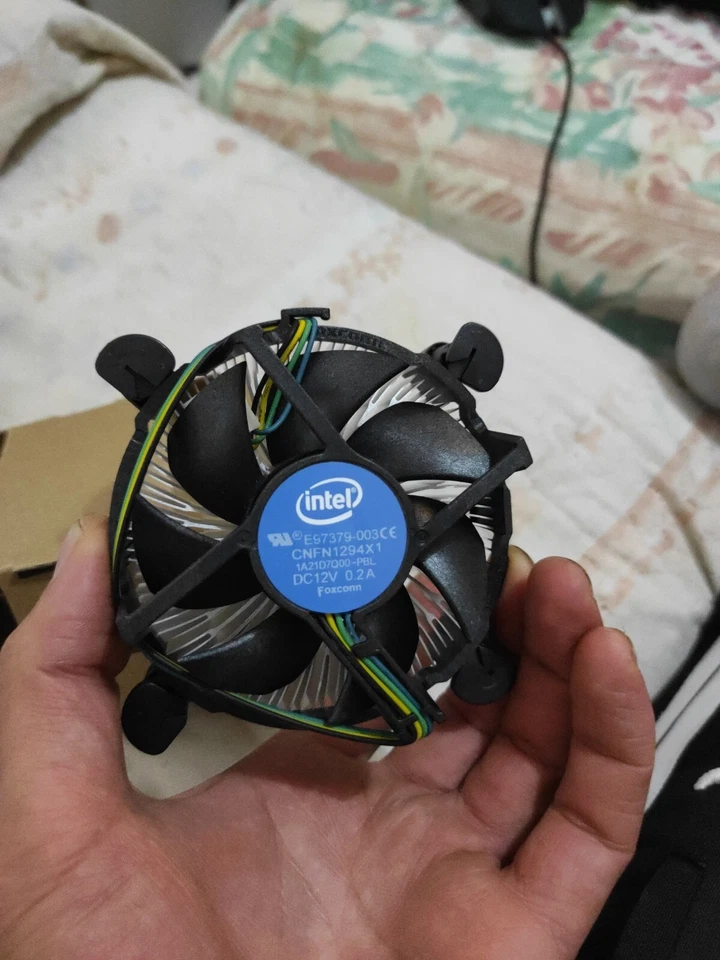 Intel Celeron G5900 Processore (3,4 GHz, 2 Core, Socket FCLGA1200) Boxed -... - Immagine 4 di 4