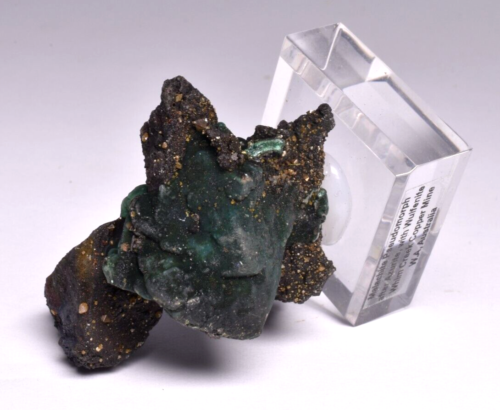 MALACHITE PSEUDOMORPH AFTER AZURITE WITH WULFENITE, AUSTRALIA M132 - Bild 6 von 8