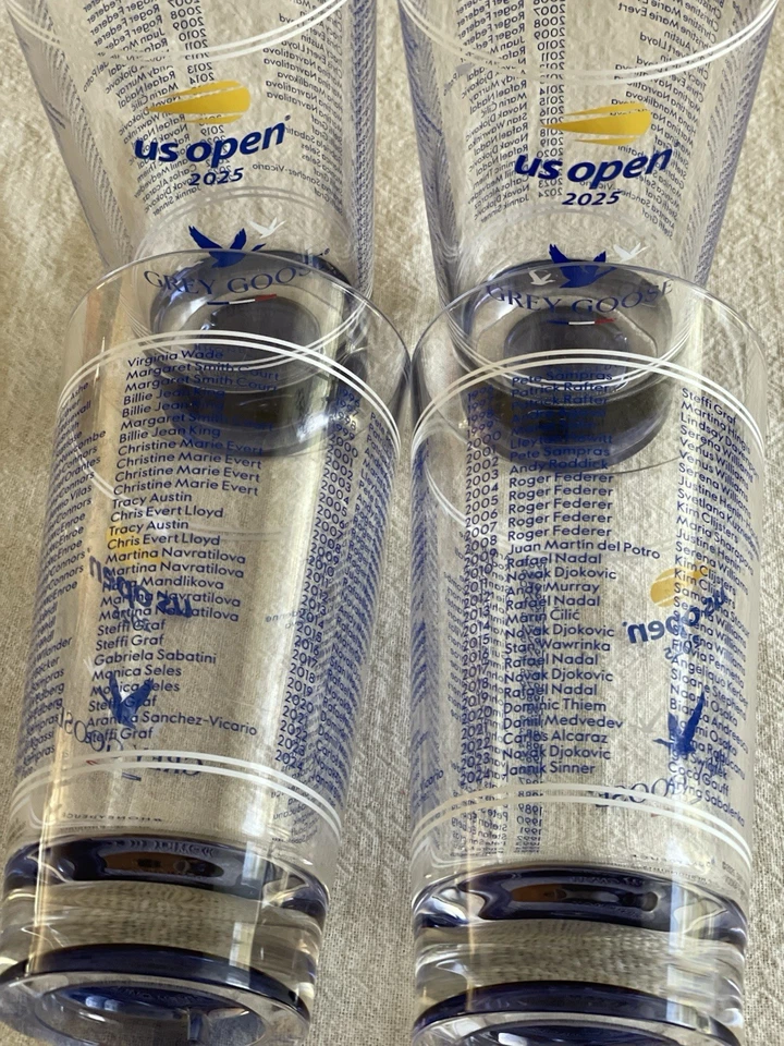 (4) Taza acrílica recuerdo 2025 US Open tenis gris ganso miel deuce RARA Foto 2 de 4