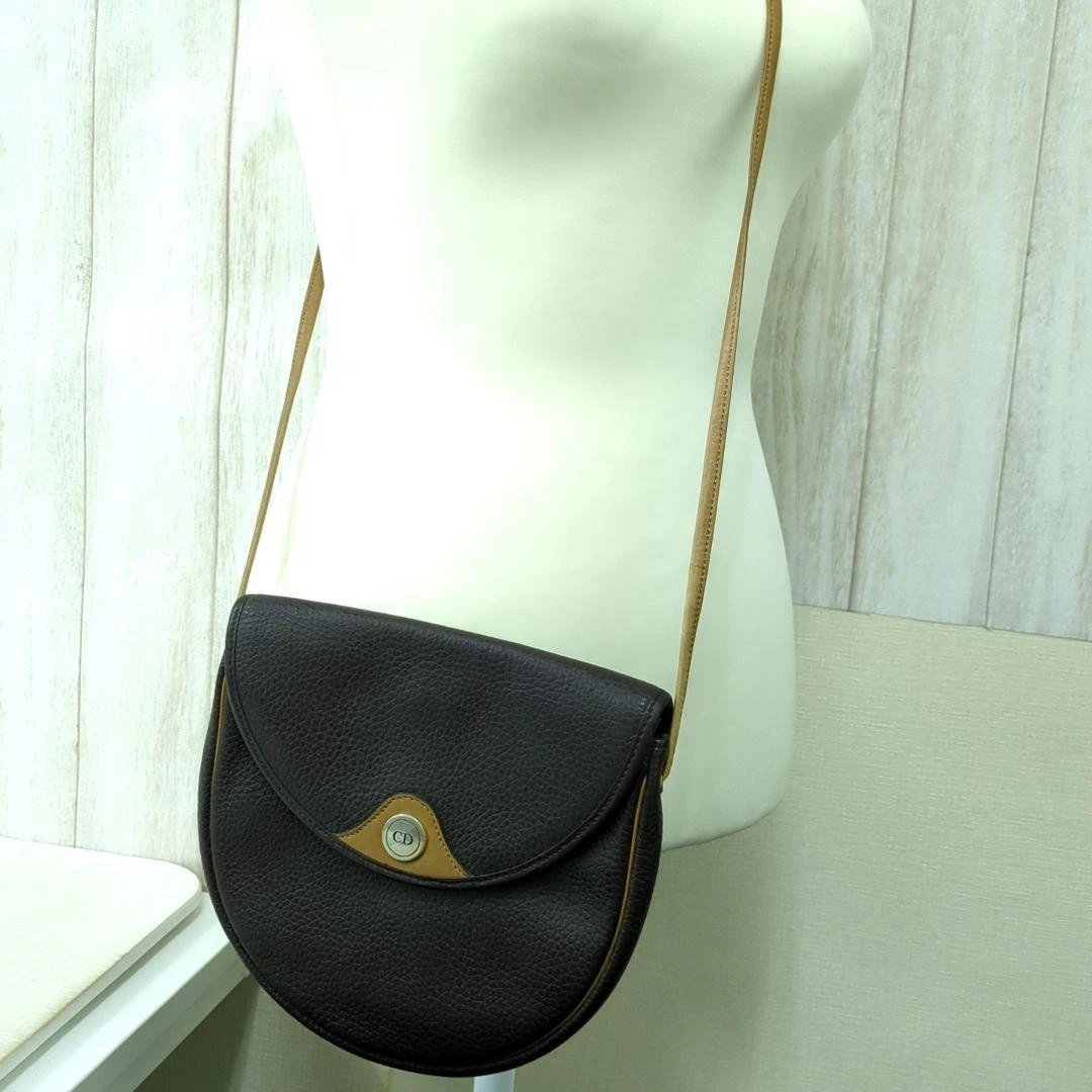 Sac bandoulière Christian Dior vintage cuir marron foncé