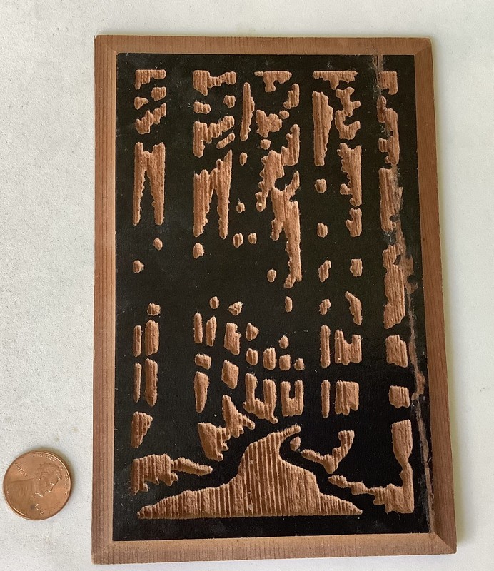Vntg “ Greetings From Redwood Highway Postcard “ Carved Redwood Black Accents