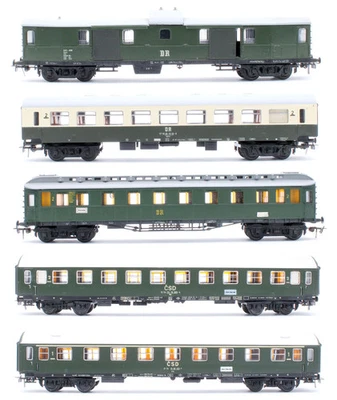 SCHICHT "HO" SPUR 5 DR/CSD GRÜN & DR GRÜN/CREME 1./2./GEPÄCKWAGEN - Bild 1 von 4
