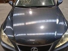 Capote Lexus IS