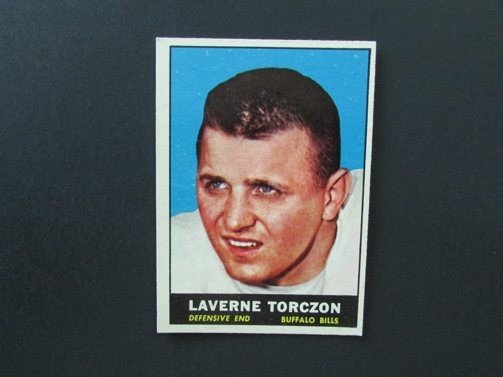 1961 Topps Football Set Break Card #157 Laverne Torczon