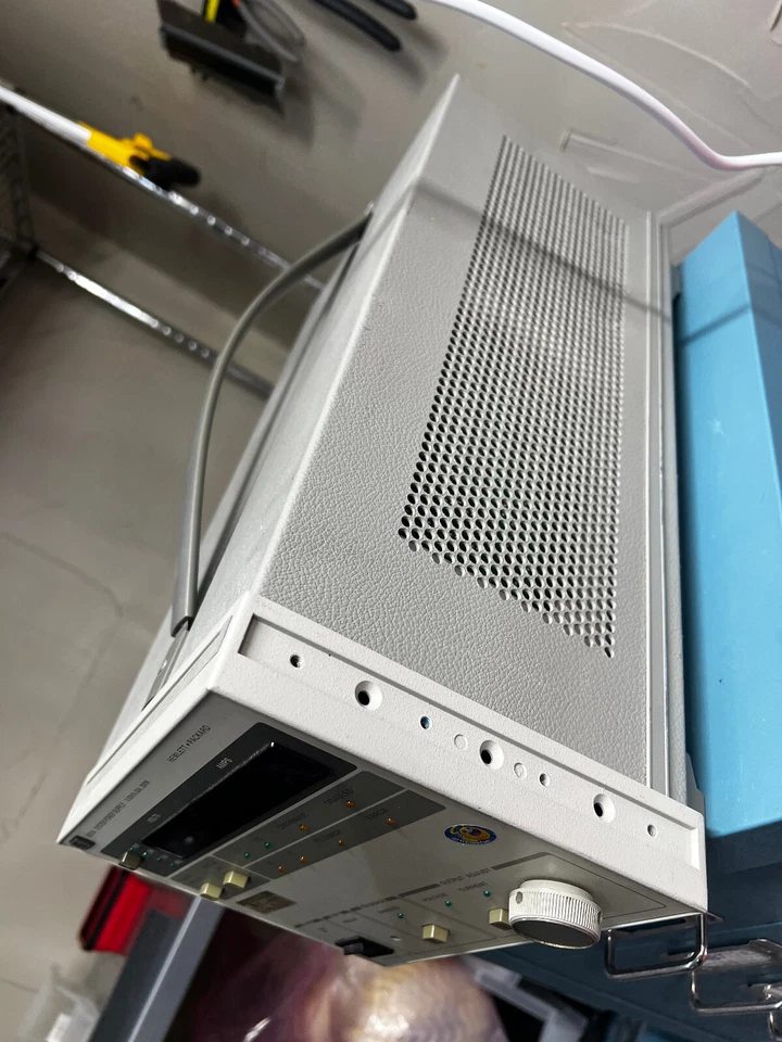 HP/Agilent 6033A DC System Power Supply 0-20V / 0-30A 200W Electronic Instrument - Image 2 of 4