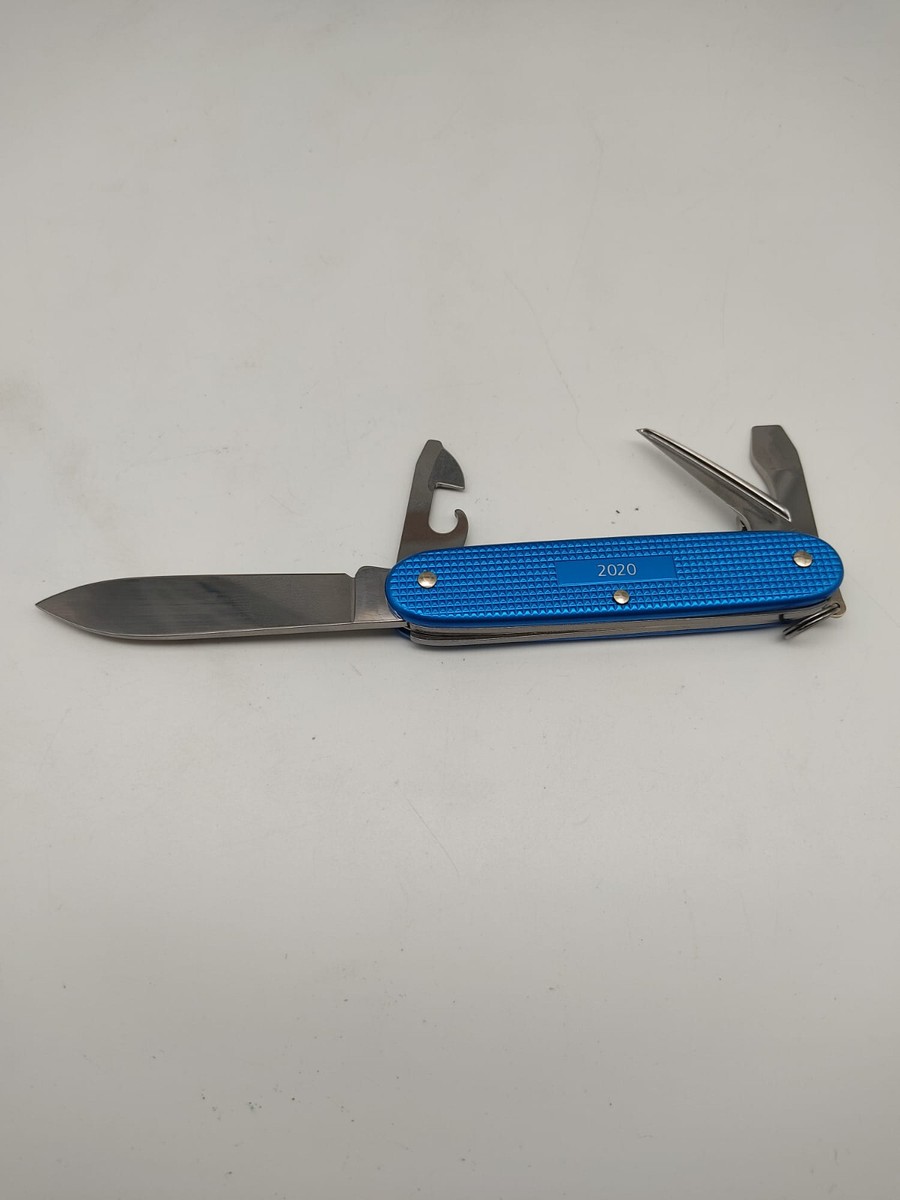 New 2020 Victorinox Aqua Blue Pioneer Alox Limited Edition with