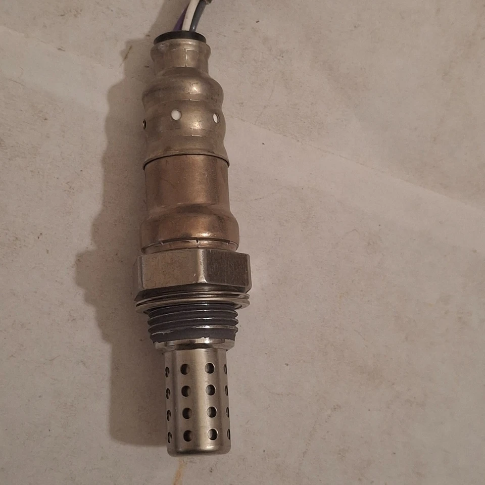 2003-07 Chevrolet Buick GMC ISUZU SAAB Oxygen Sensor ACD#213-3537 (right side) - Image 2 of 4