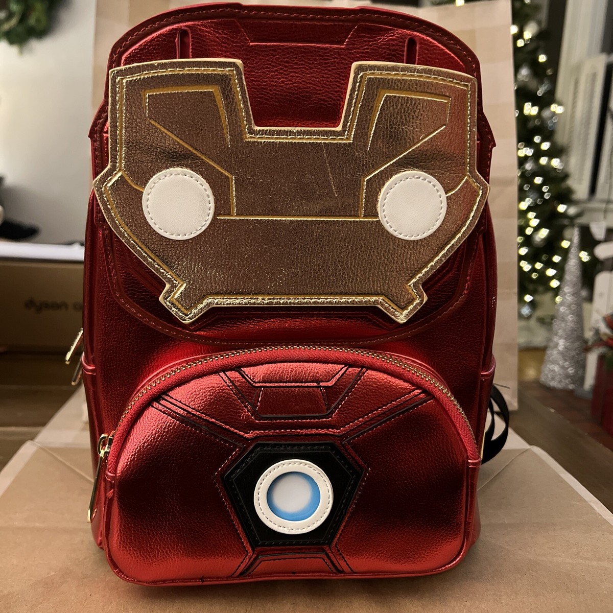 iron man loungefly mini backpack Cosplay and embroidered details Iron Man Marvel Book Bag