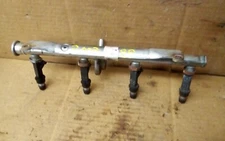 2002 Saturn S-Series 1.9L Fuel Injectors w/Fuel Ramp Rail