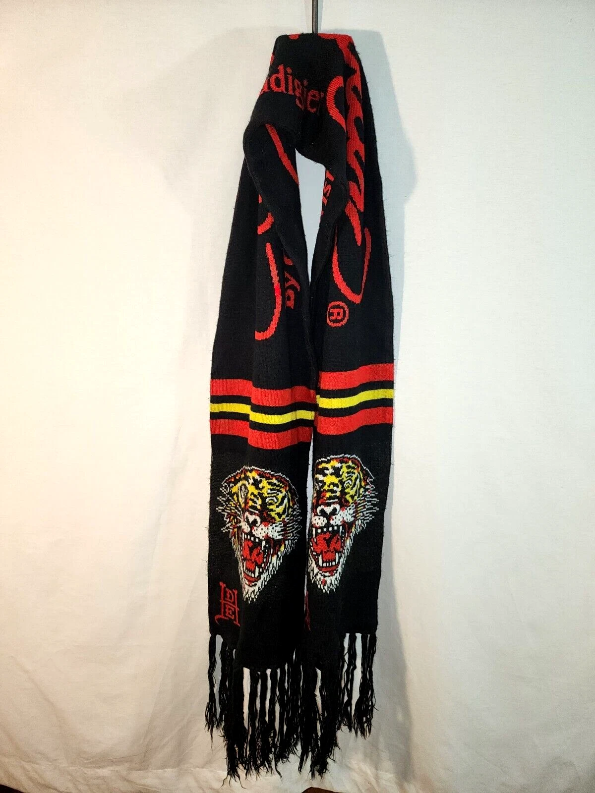 Echarpe acrylique hiver Ed Hardy par Christian Audigler 69