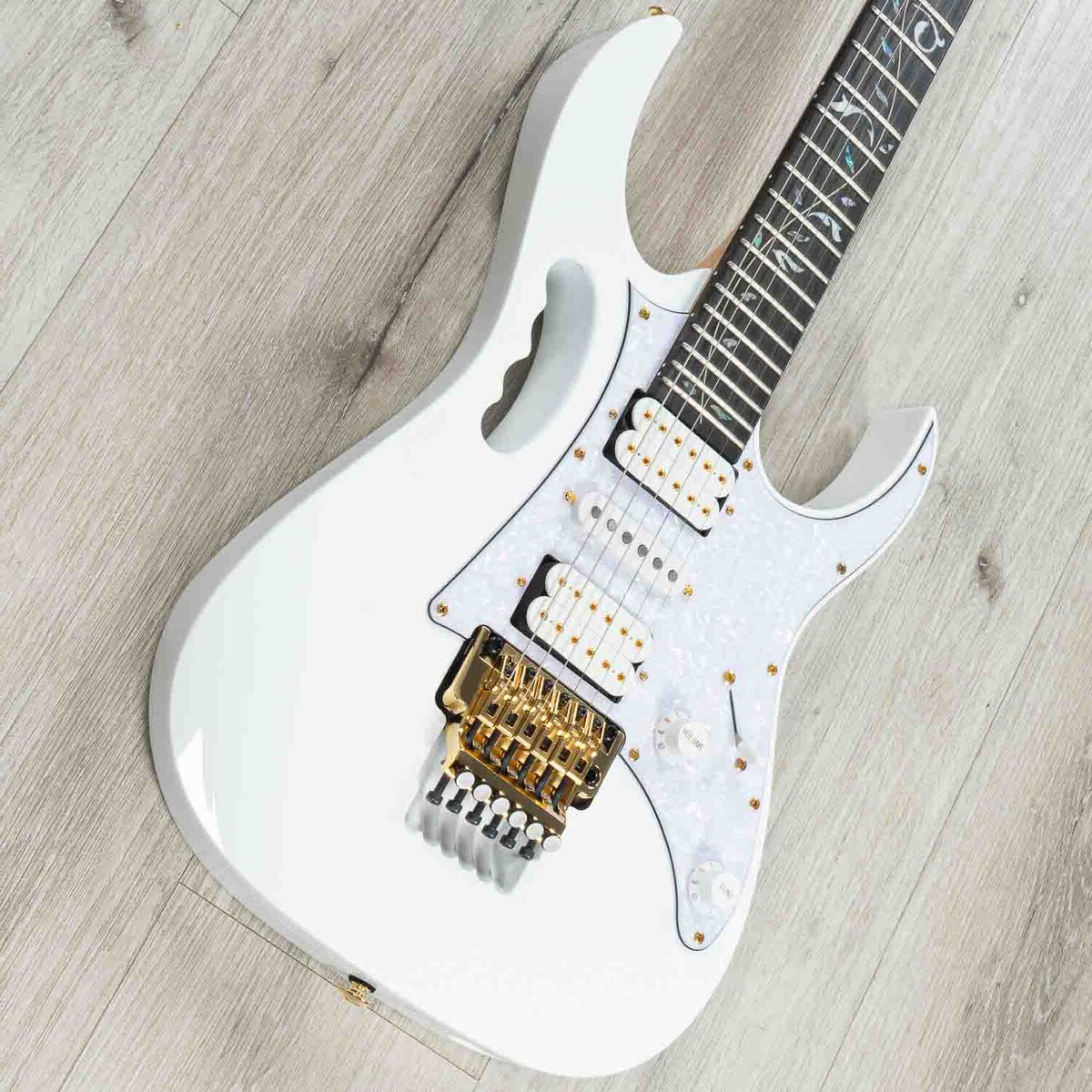 ギター Ibanez JEM7V-WH JEM7V | Ibanez Wiki | Fandom