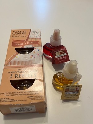Yankee Candle Lot of 4 Scent Plug In Refills Red Velvet Vanilla Cupcake Icing