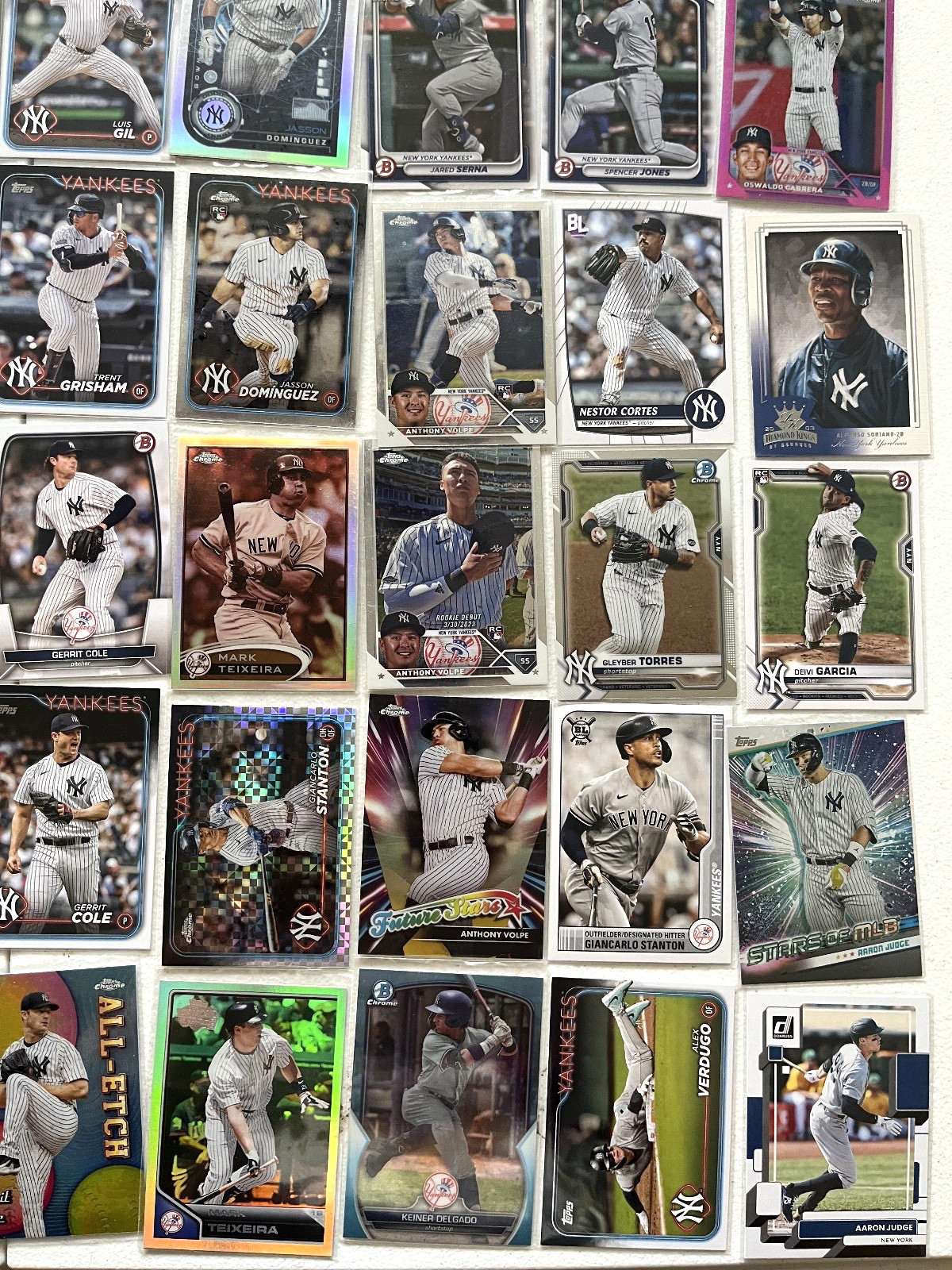 Huge Lot Of New York Yankee RC/Auto/Patch/ GU Bat/Numbered/SP/Refractor Cards view 9