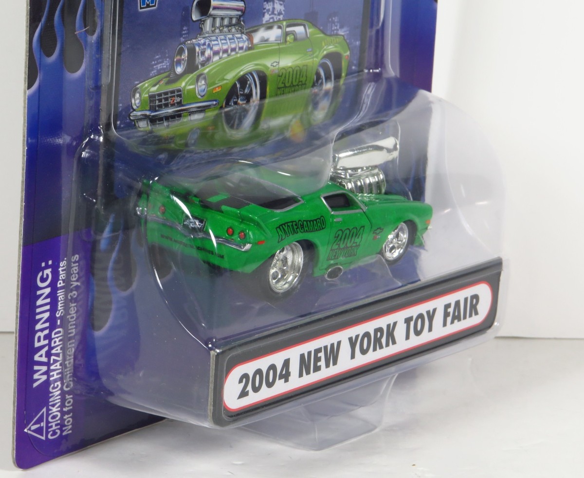 Muscle Machines 1971 Chevy Camaro 2004 New York Toy Fair 71 NYTF