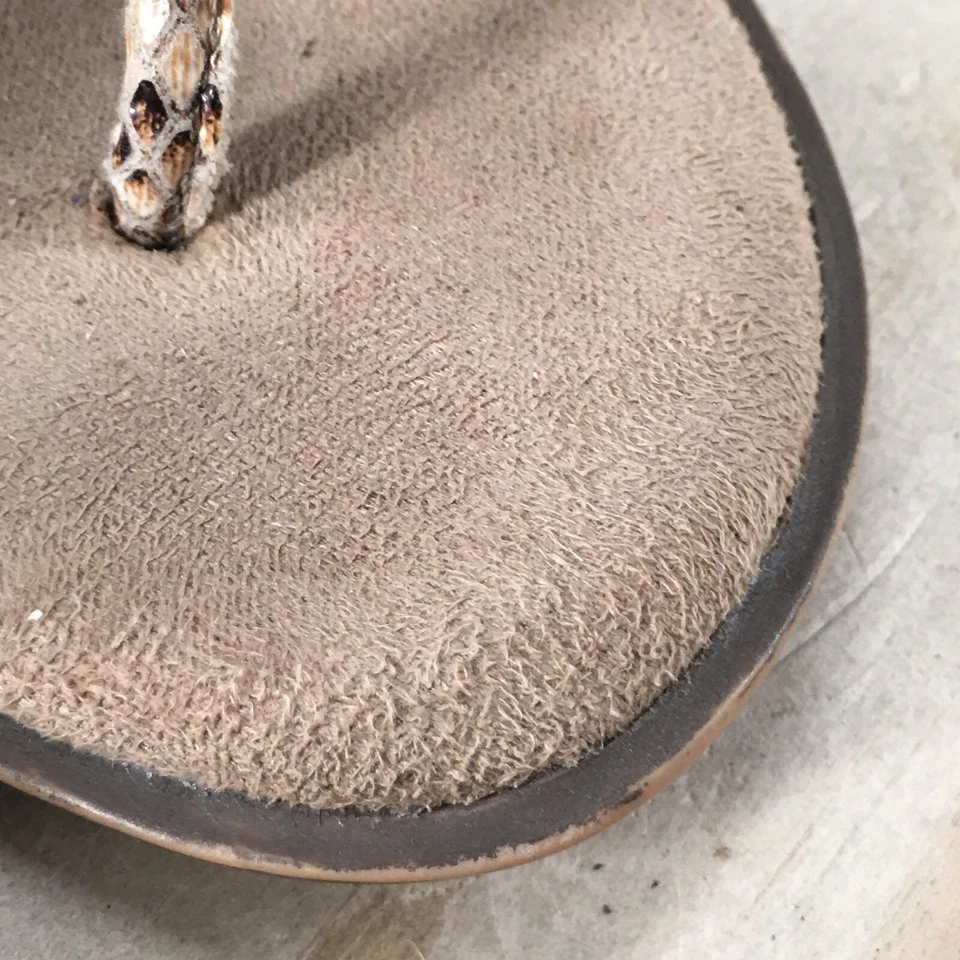 Naturalizer Sandals Womens 8.5 M Joi Casual Slip On Thong Brown Faux Leather - Image 4 of 4