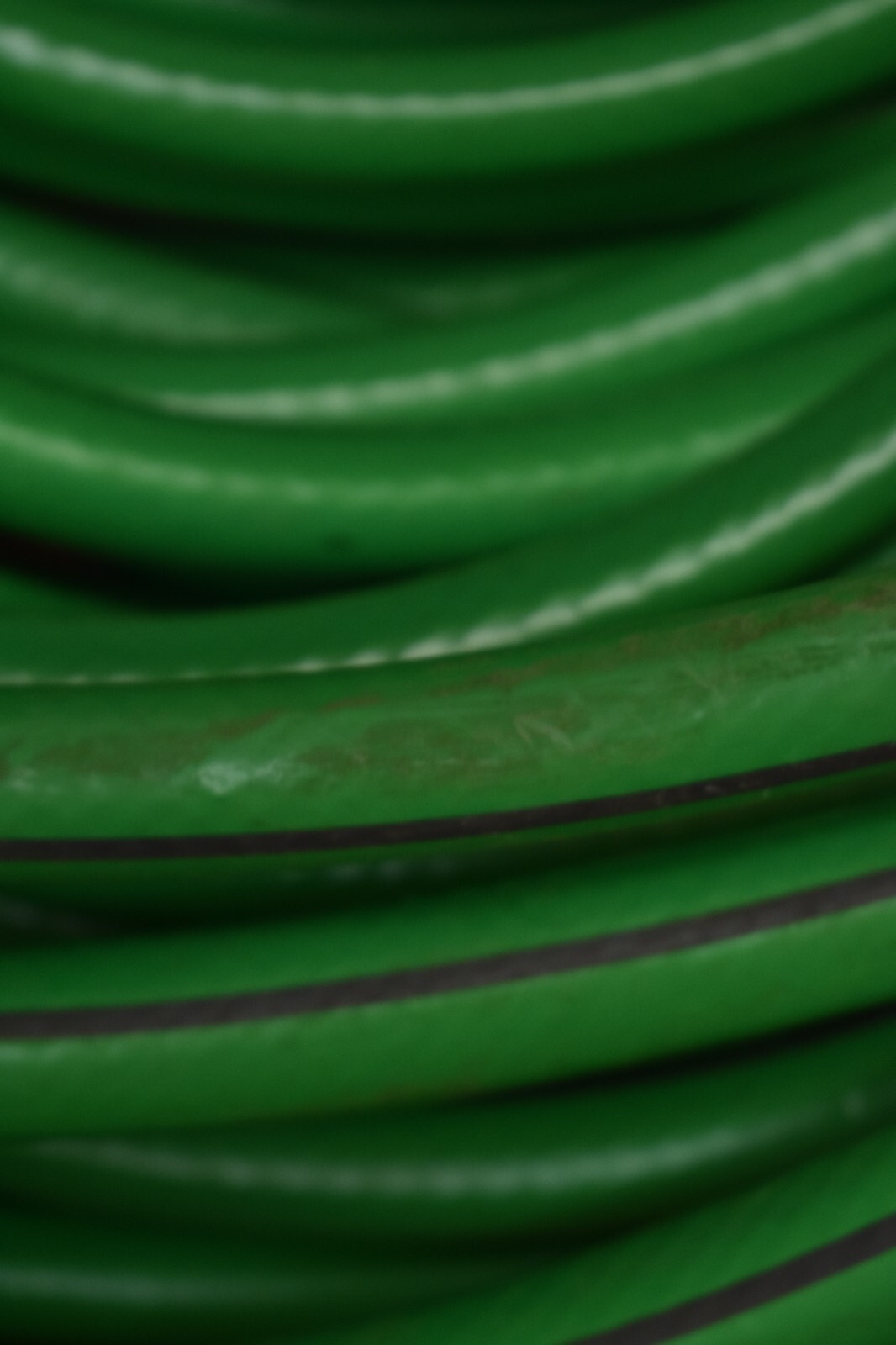 Heavy Duty Water Garden Hose 100' Reel Green Leakproof Deluxe Flexible