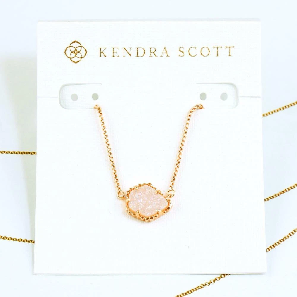 Tess necklace kendra scott top