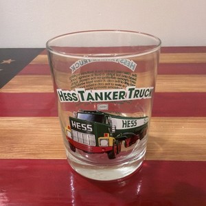 HESS 1996 COLLECTORS GLASS HESS TANKER TRUCK MINT