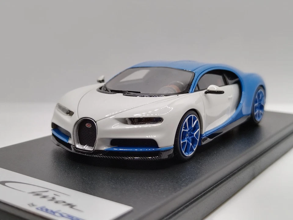 LOOKSMART 1/43 Bugatti Chiron 2016 Light Blue Sport/ Glacier. Very Rare!  - Image 2 of 4